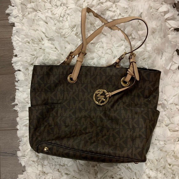 Michael Kors Brown MK logo tote bag - Picture 3 of 8